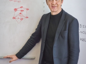 Berkeley Lab battery researcher Gerbrand Ceder 